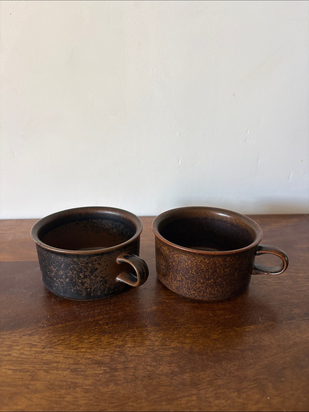 VINTAGE ARABIA FINLAND - Ruska Rustic Ceramic Coffee Cups - (without saucers)